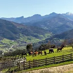 Pensjonat El Corcal De Liebana Tama