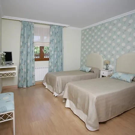 El Corcal De Liebana 3* 타마