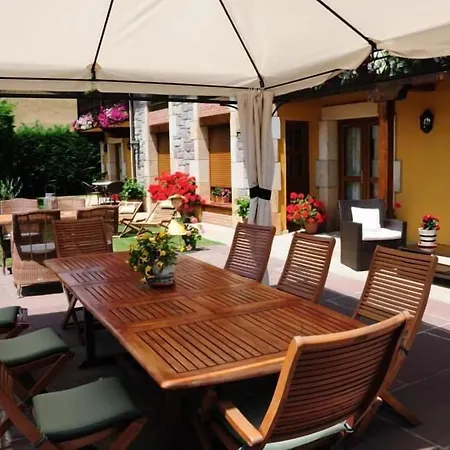 El Corcal De Liebana 게스트하우스 3*