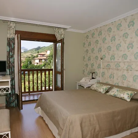 Gasthuis El Corcal De Liebana 3*
