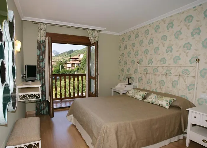Gasthuis El Corcal De Liebana 3*